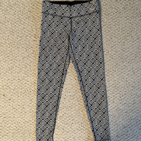 PINK Yoga by Victoria Secret leggings; size small - Picture 1 of 5